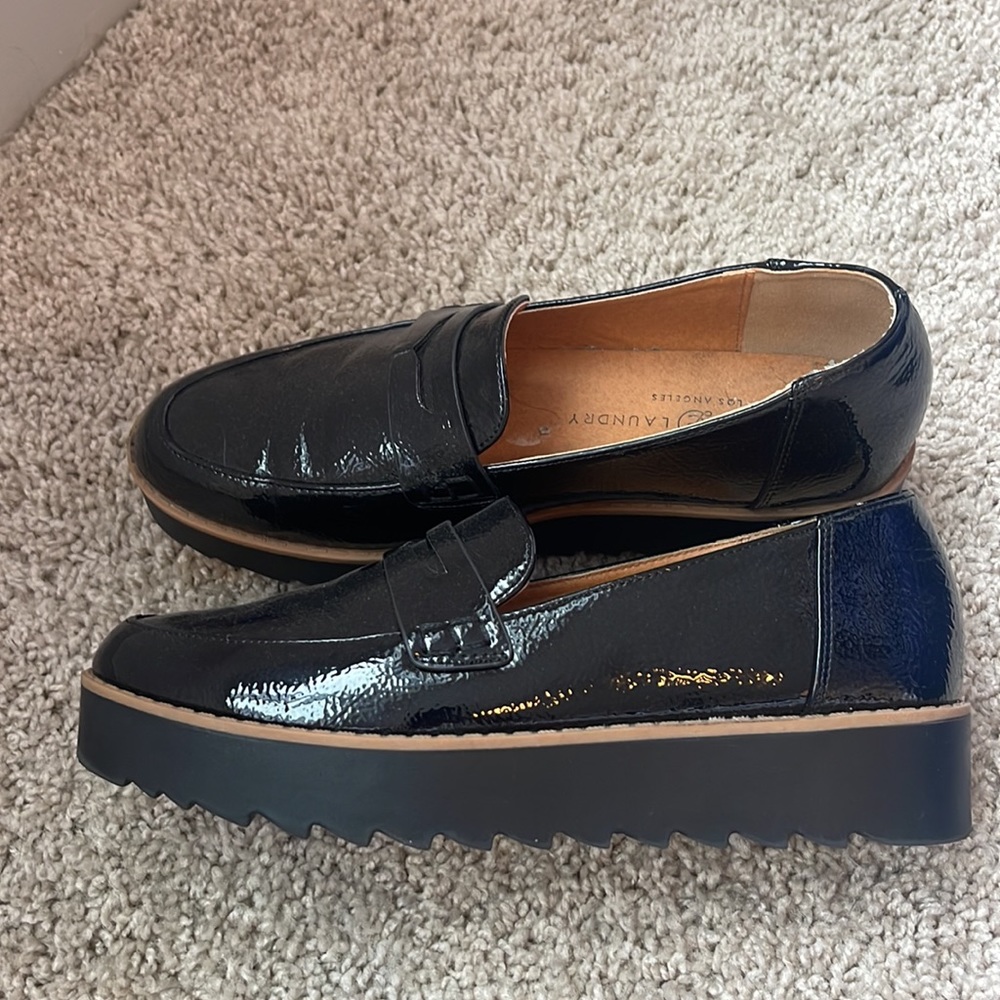 Chinese Laundry Platform Loafers